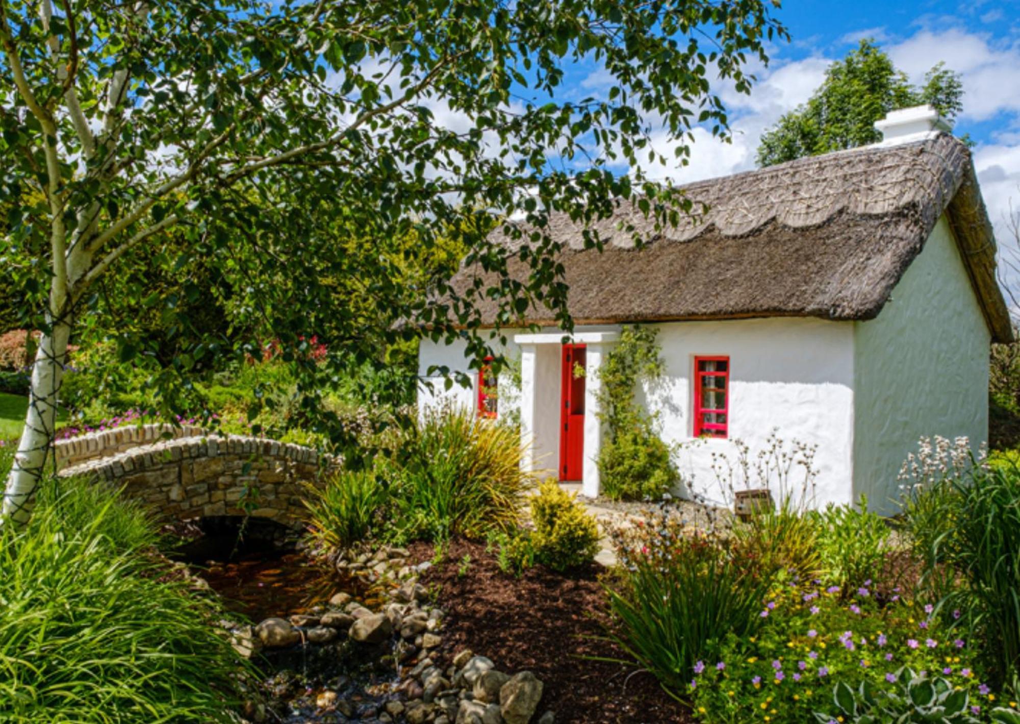 The Villa Rose Hotel & V-Spa Ballybofey Exterior photo